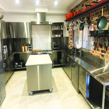 cabinet1